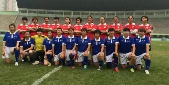 怒放女足,铿锵玫瑰美丽绽放女足夺冠