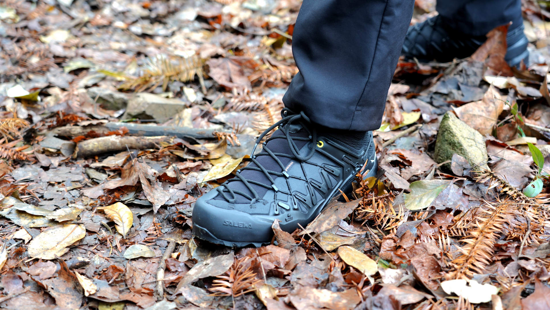 “铠甲”上脚后，所行皆坦途-沙乐华户外GORETEX鞋体验