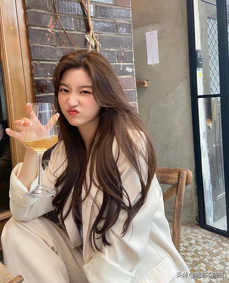 显老的脸型剪什么发型,好看的脸剪什么发型都好看