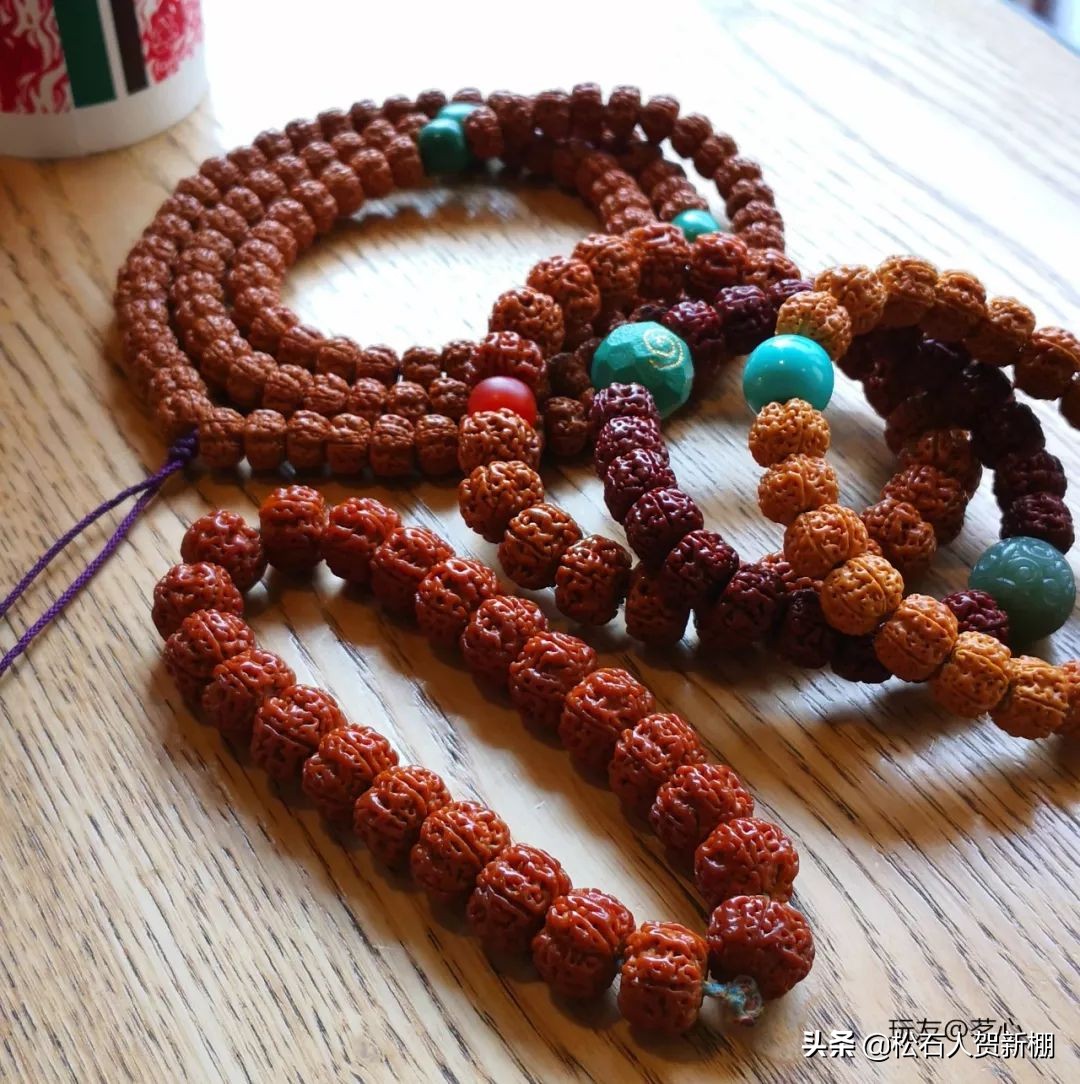 最容易盘出包浆的手串,盘玩包浆后变黑的文玩