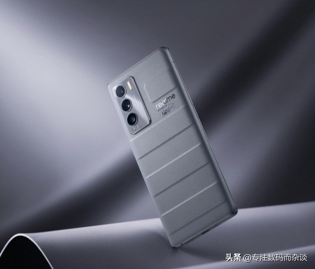 三千以内手机性价比排行realme,三千性价比直面屏手机性价比推荐