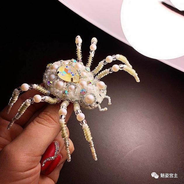 diy手串水晶饰品 (水晶串配饰大全)