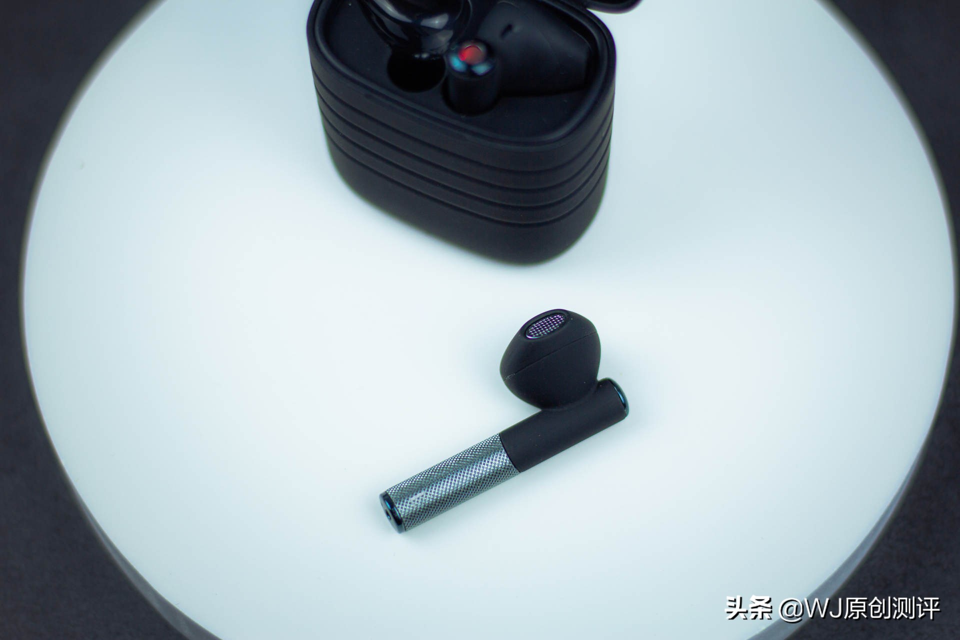 tws真无线蓝牙耳机j18,500到一千的tws蓝牙耳机测评