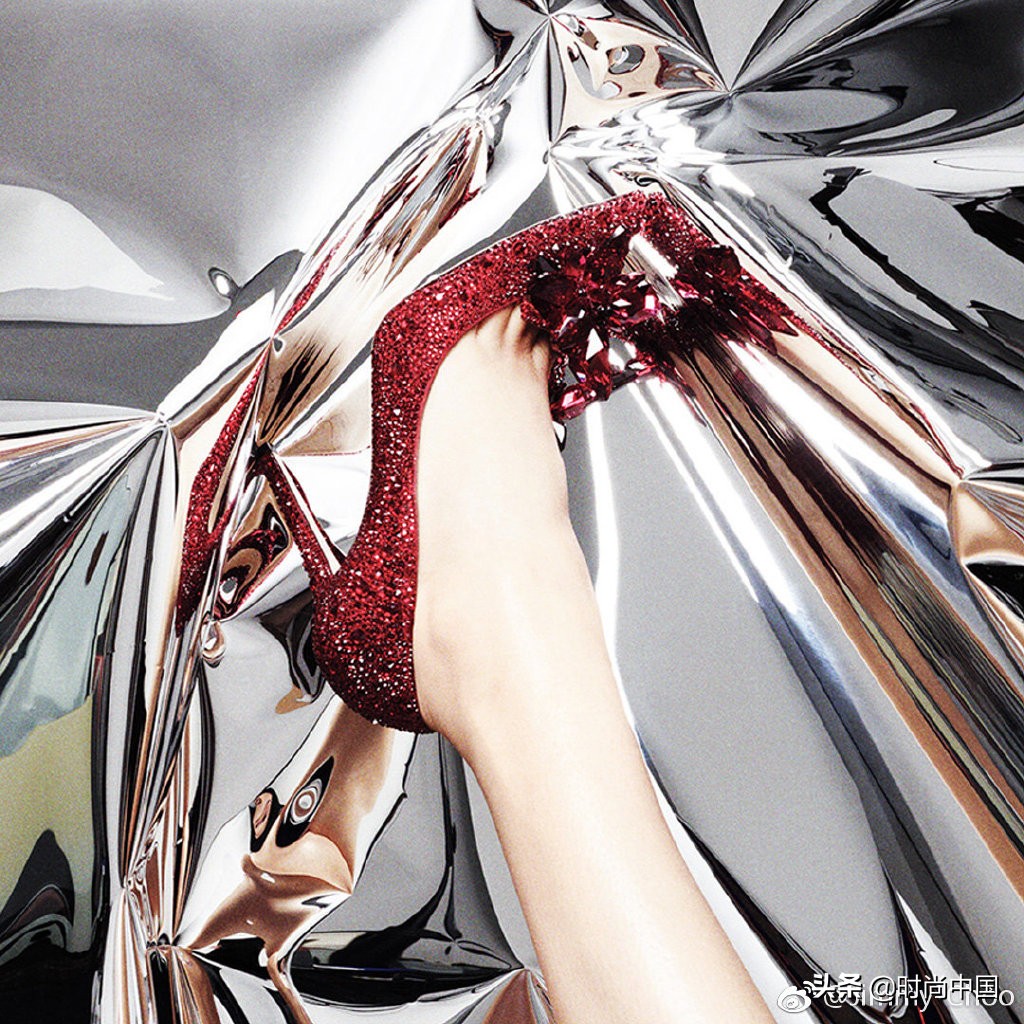 太好看了吧！！！小编精选5款天仙婚鞋，Angelababy、刘诗诗都爱它！