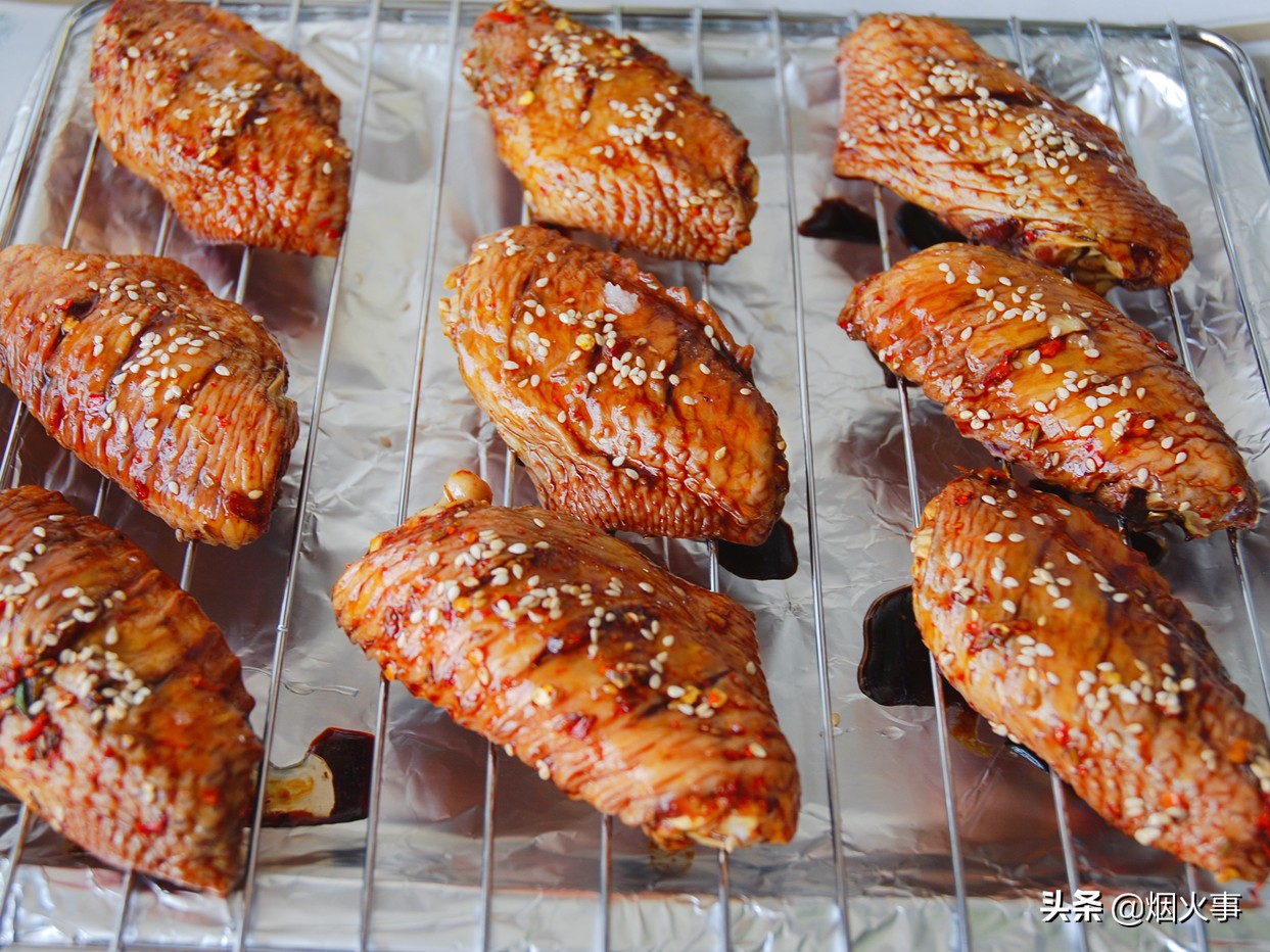 教你做香辣烤翅,怎么用烤箱烤香辣鸡翅
