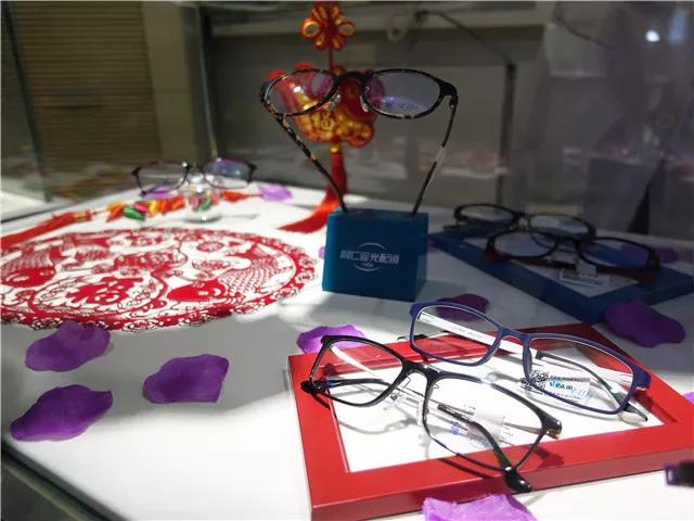 眼镜界的秘密,眼镜小秘密