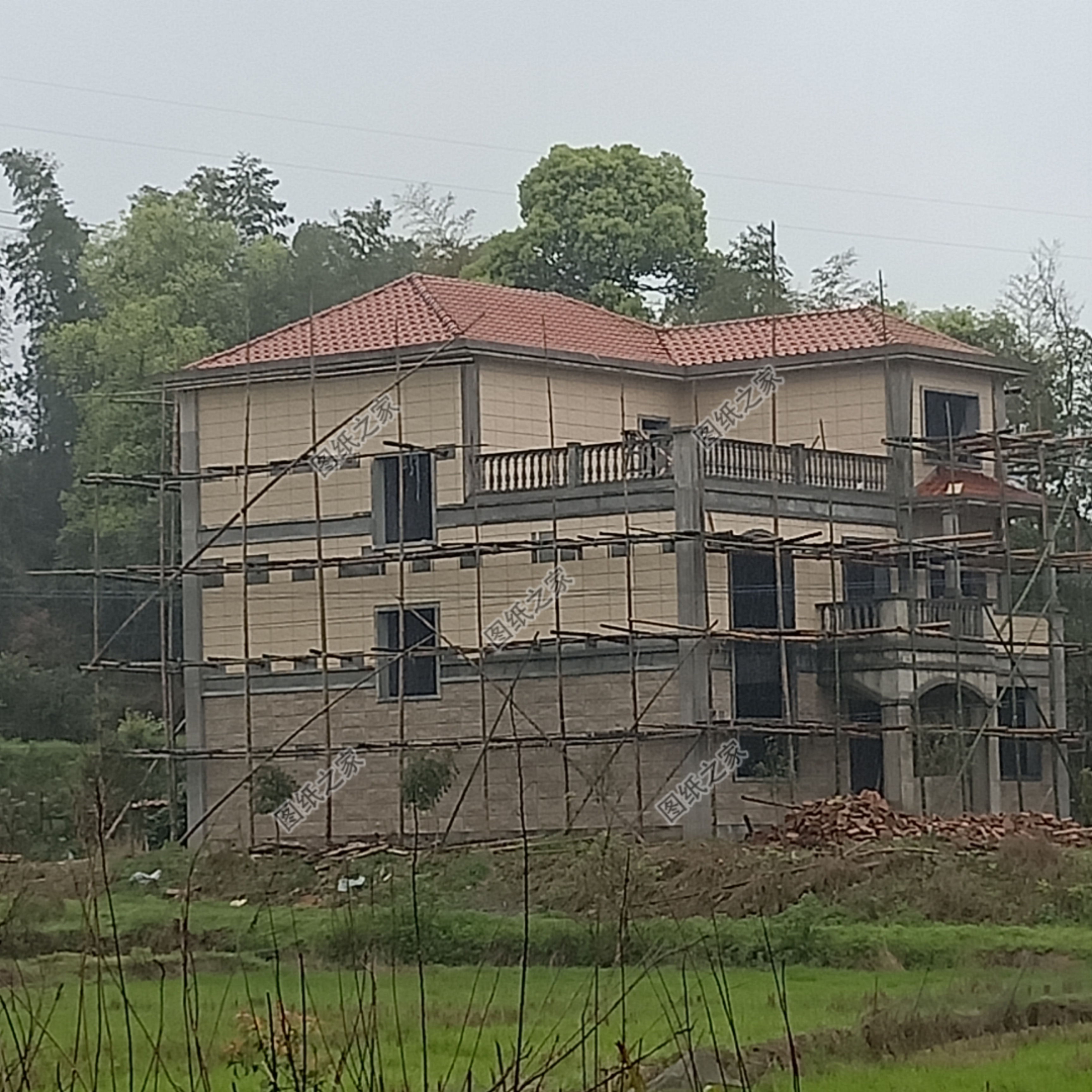 旋转楼梯怎么设计才好看,旋转楼梯的设计知识点有哪些