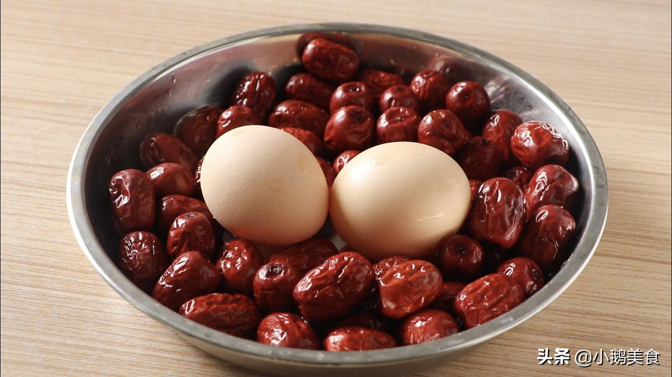 松软香甜的红枣糕一次就成功,无油低糖红枣糕怎么做