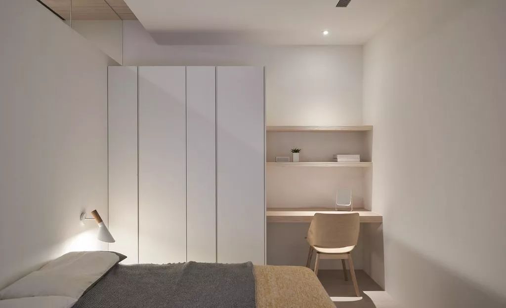 装修好的三室改两室变大客厅,户型改造二室改三室带阳台60平方