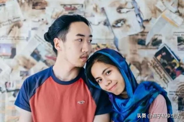 环游世界夫妻赚了十个亿,情侣环游世界视频