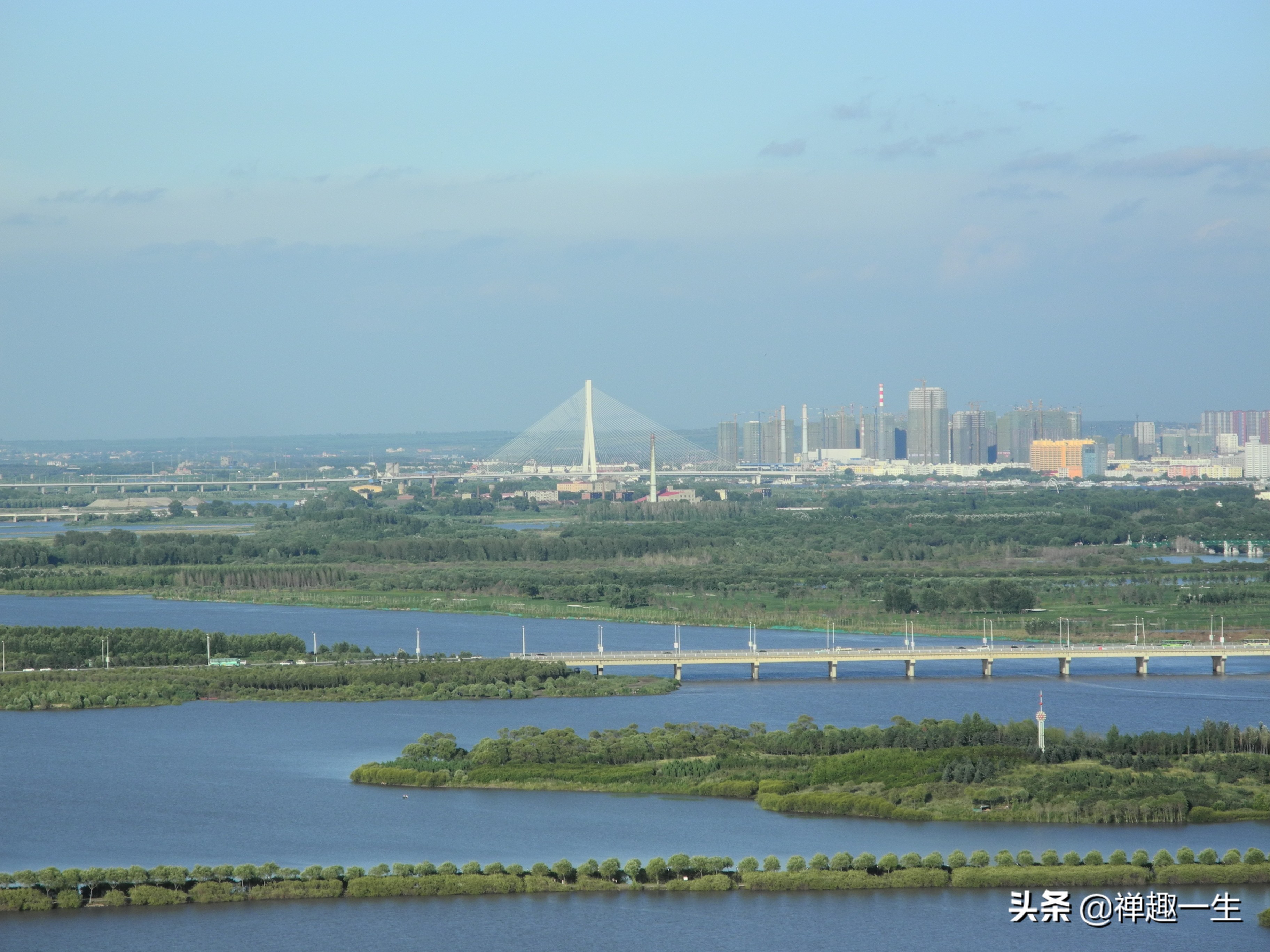 不是太阳岛！但大美湿地却都有一个像太阳般美丽的名字