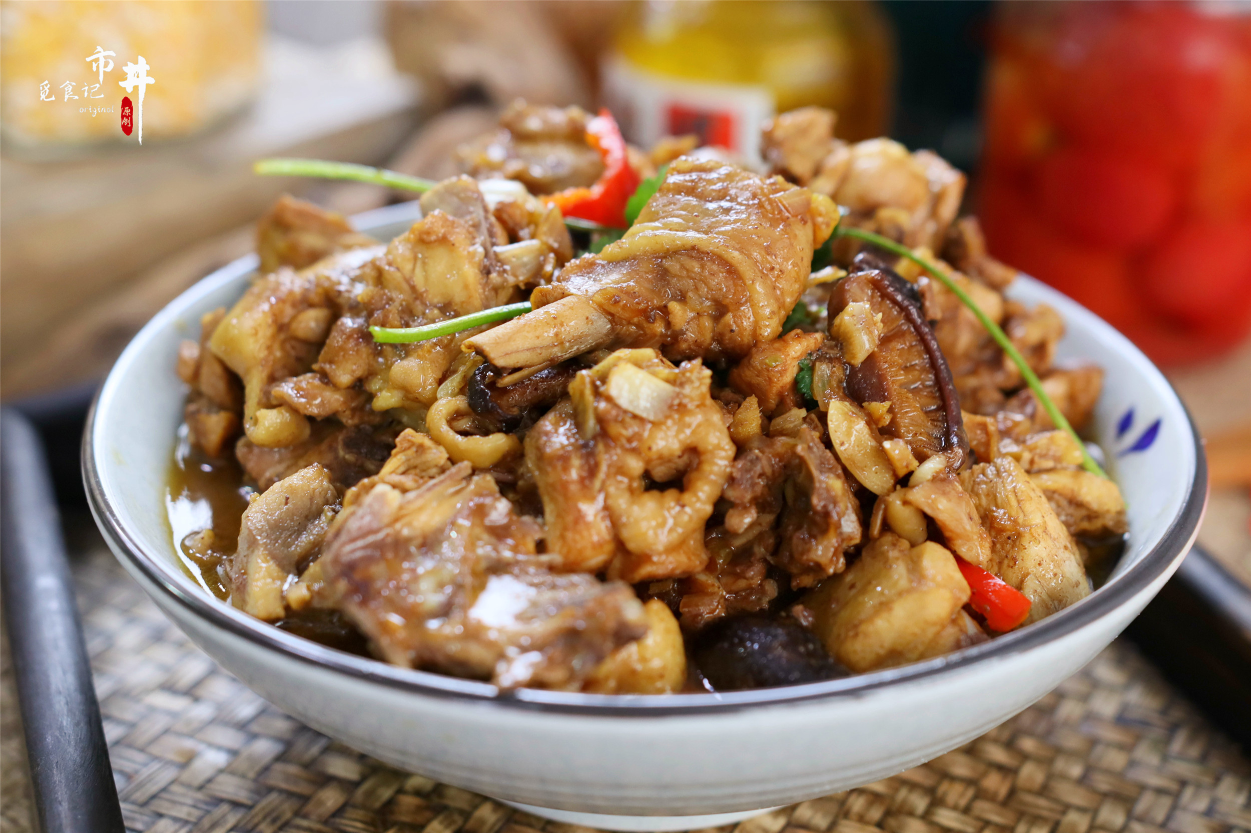 小时候做的可以吃的鸡,小时候路边的铁锅炒鸡做法