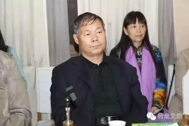 屈江北｜从放羊娃到作家