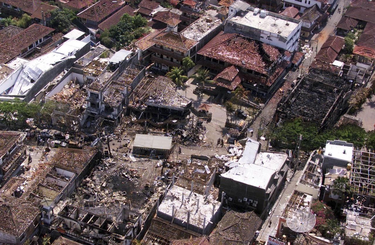 为了在战场上加热罐头，硬核美军点燃了一盒*药炸**？