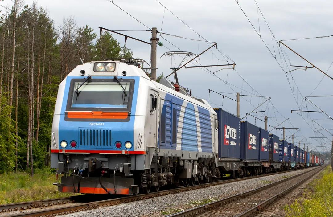 中国与白俄,13年中国中车