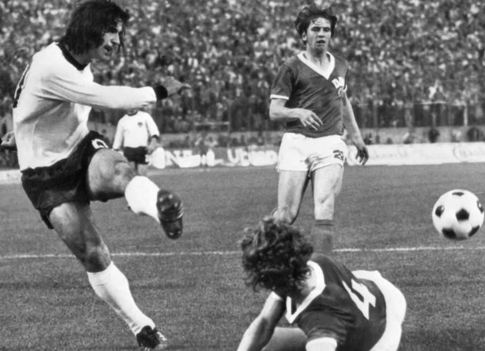 盖德穆勒退役年龄,盖德穆勒为什么退伍