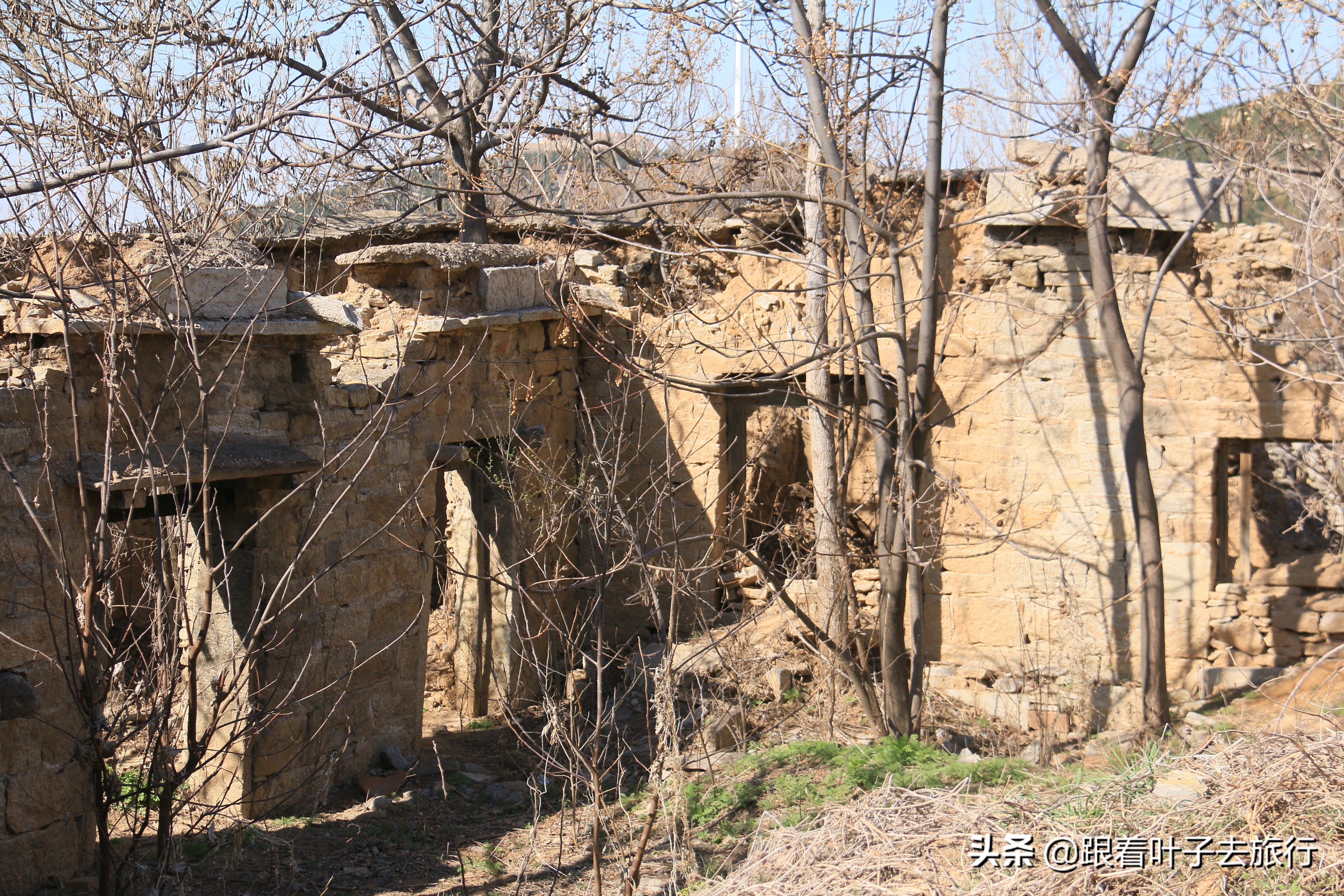 济南大山上发现一个石屋,济南长清梯子山