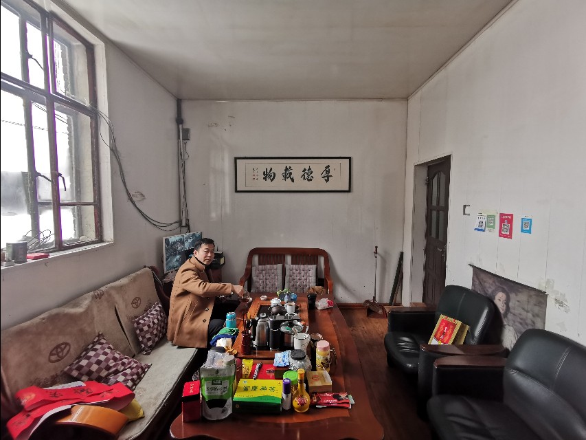 来自北庭汽修服务的帅哥马先生说，修车就是凭良心