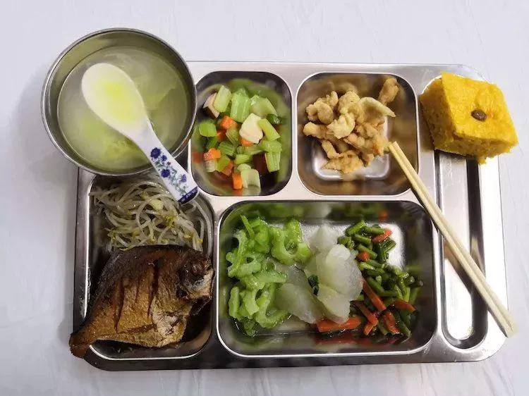 北京独门独院小四合院出售,北京四合院单身公寓