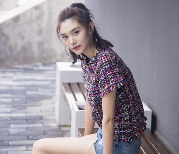 王嘉宁将取代董卿，加盟央视《挑战不可能》观察团，凭借的是什么