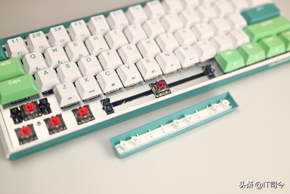 三模机械键盘超薄,三模紧凑机械键盘推荐