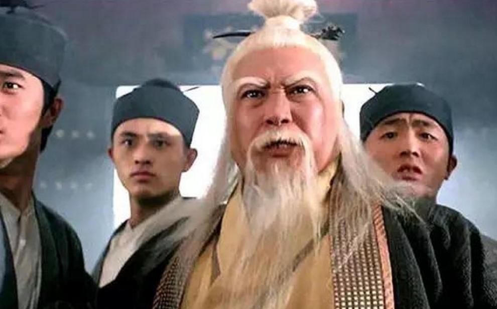 女人颧骨高嘴宽杀夫不用刀,女人颧骨高杀夫不用刀是真理吗