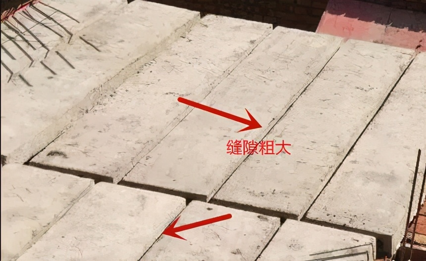 回潮天气怎么预防地板湿,墙角受潮发霉长蘑菇怎么处理