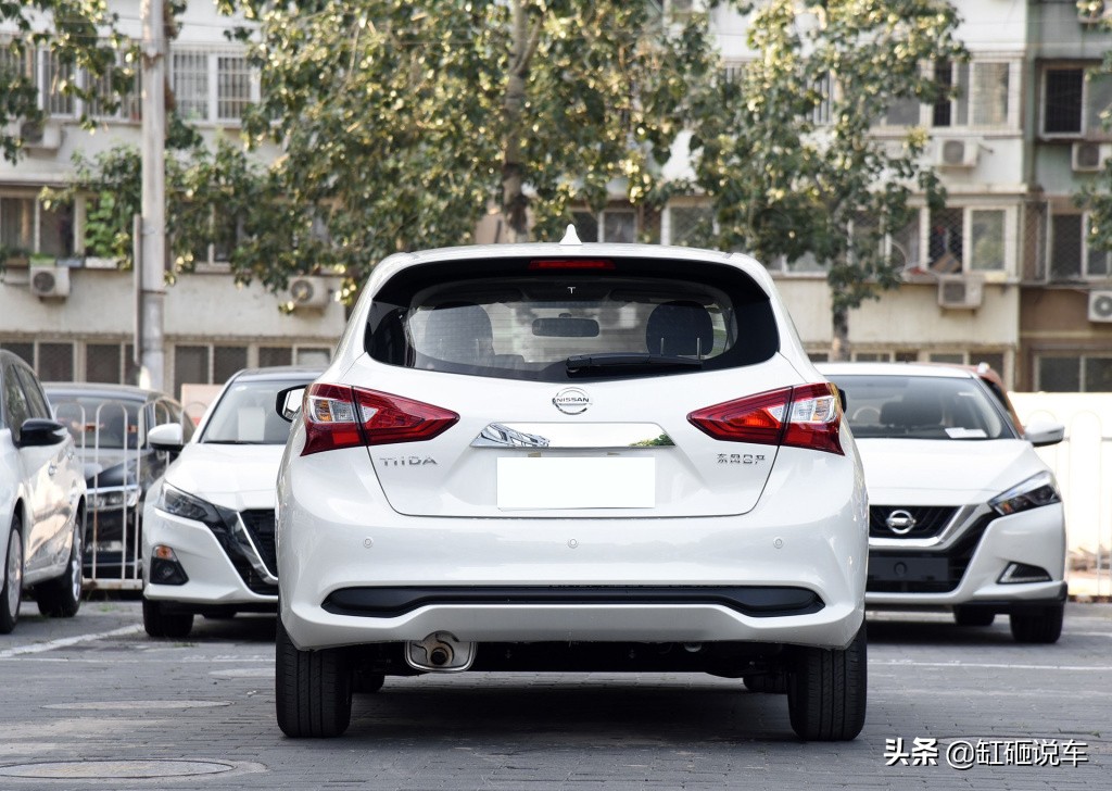 性价比高的汽车日产,日产空间大省油车