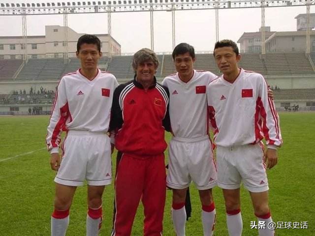 东亚杯对中国足球的评价,东亚杯国足首战0-3惨败韩国