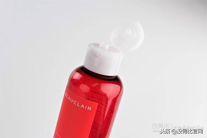 毛孔粗大补水的哪个精华比较好,收缩毛孔的补水推荐哪款