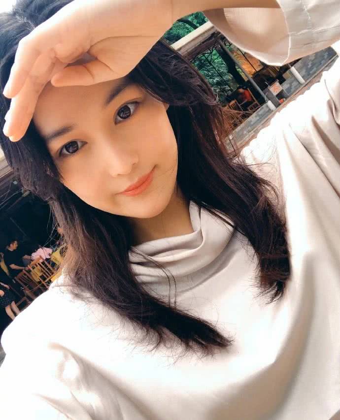 张馨予被骗完整版,如何看待张馨予找代购被骗一事