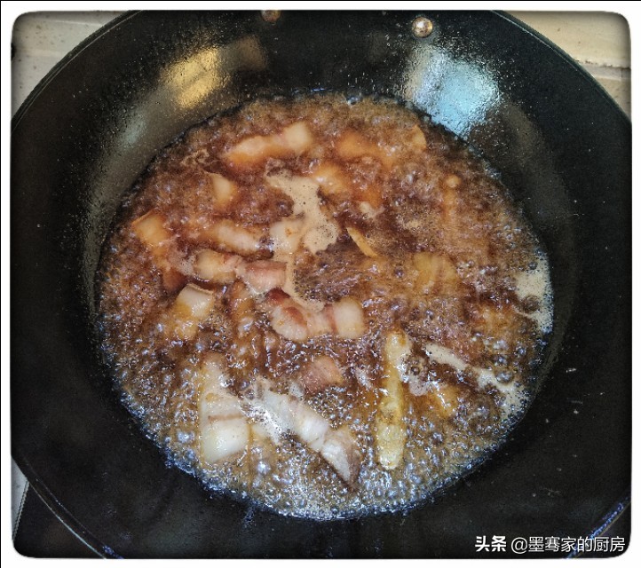 菱角米焖肉末,嫩菱角烧肉的最佳吃法和做法