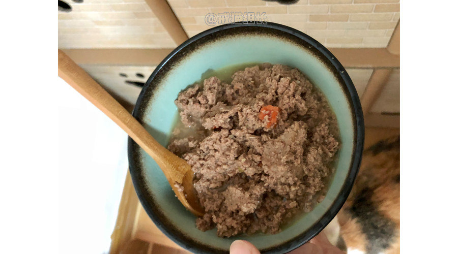 猫吃主食罐头好还是猫粮好,猫零食罐头和主食罐头的区别