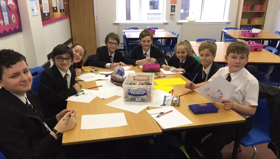 将夏季运动带进科学课堂？！英国初中老师真会玩儿