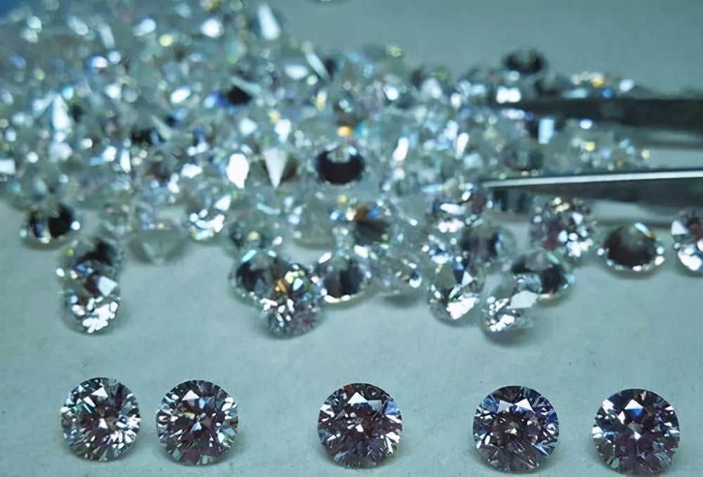 钻石现在还能卖多少钱,钻石大概能卖多少钱