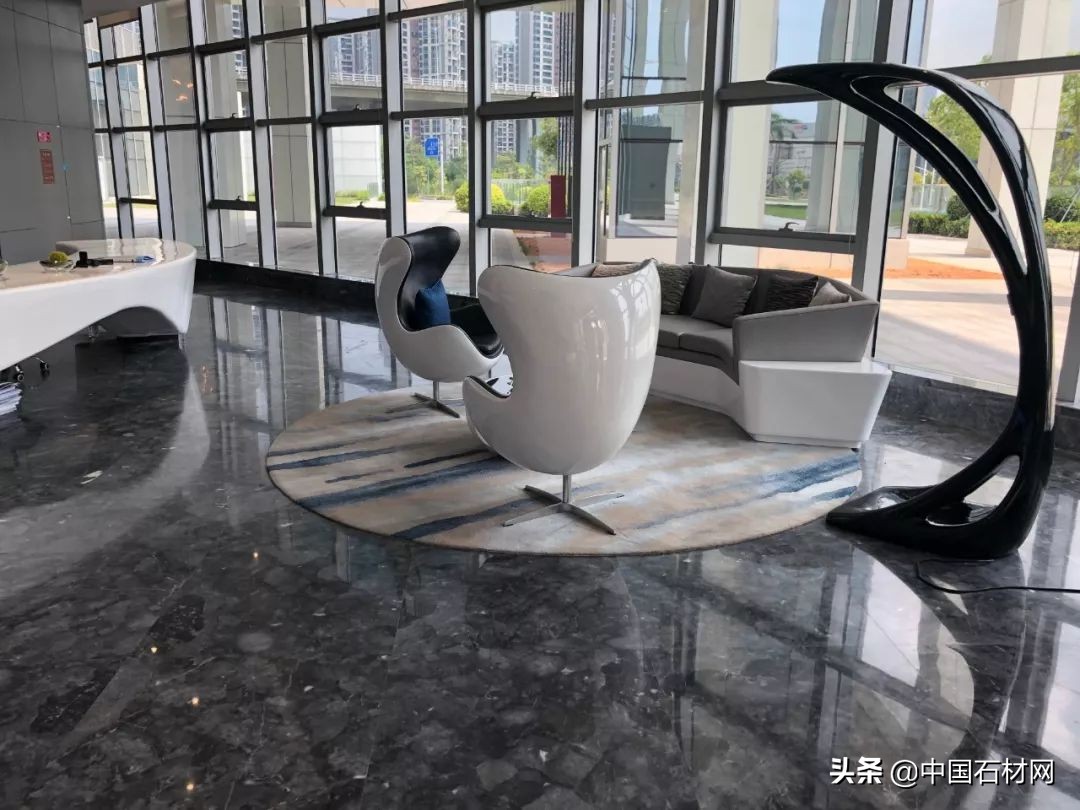 这里的石头凭什么这么“撩”人，因为她美啊