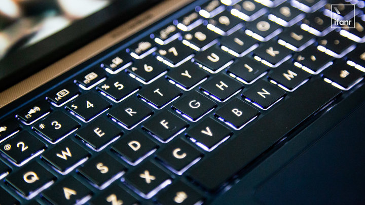 华硕灵耀deluxe13吐槽,华硕灵耀deluxe14寸评测