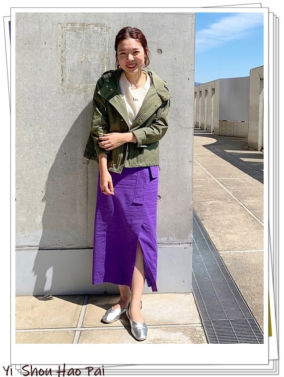 今年流行的绿色穿搭风,春天亮色系衣服颜色及搭配