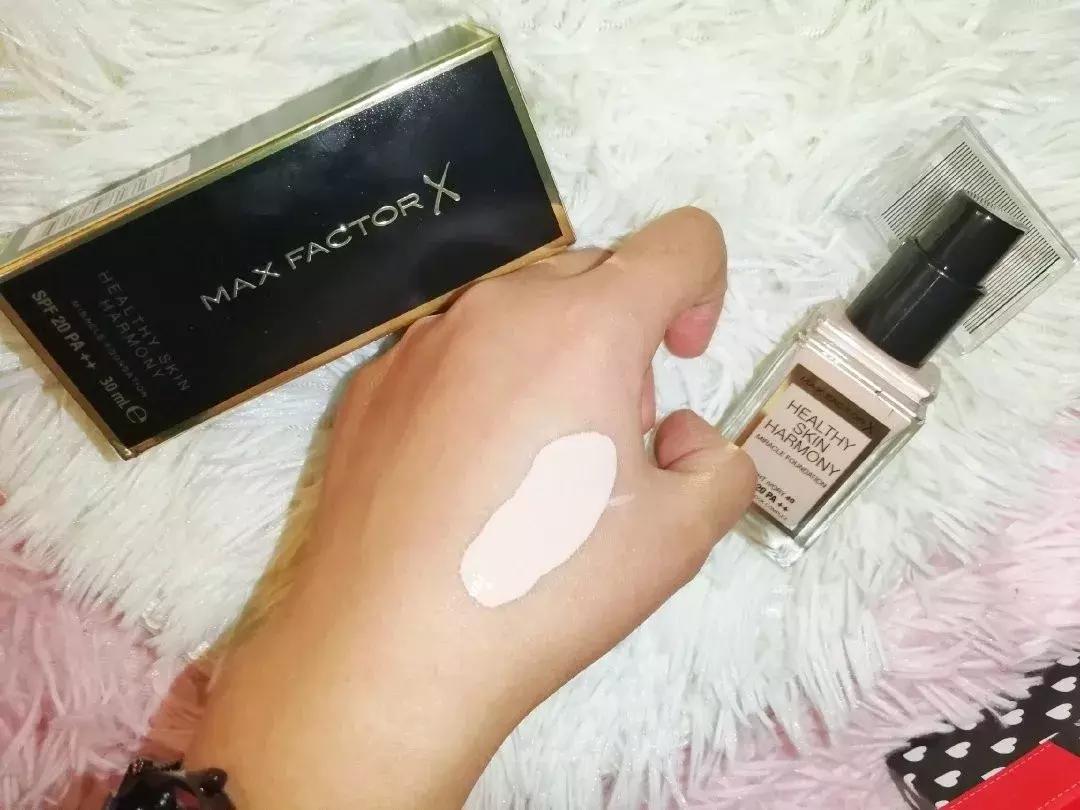 蜜丝佛陀烟酰胺粉底液45号,蜜丝佛陀烟酰胺养肤粉底液测评