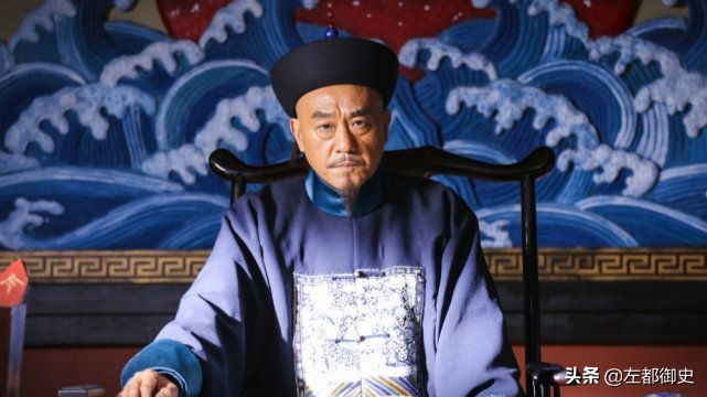 刘墉追案中六王爷为什么绑着胡子,刘墉追案和珅一镜到底