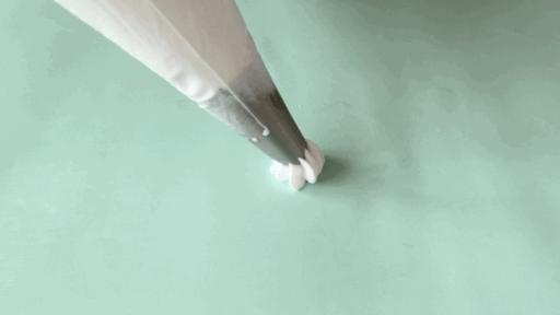 向日葵裱花手法教程简单易学,裱花的七种基础手法教程