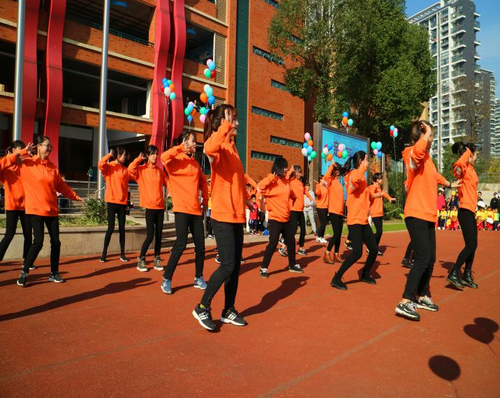 运动为主题的儿童绘本亲子表演,绘本亲子运动会