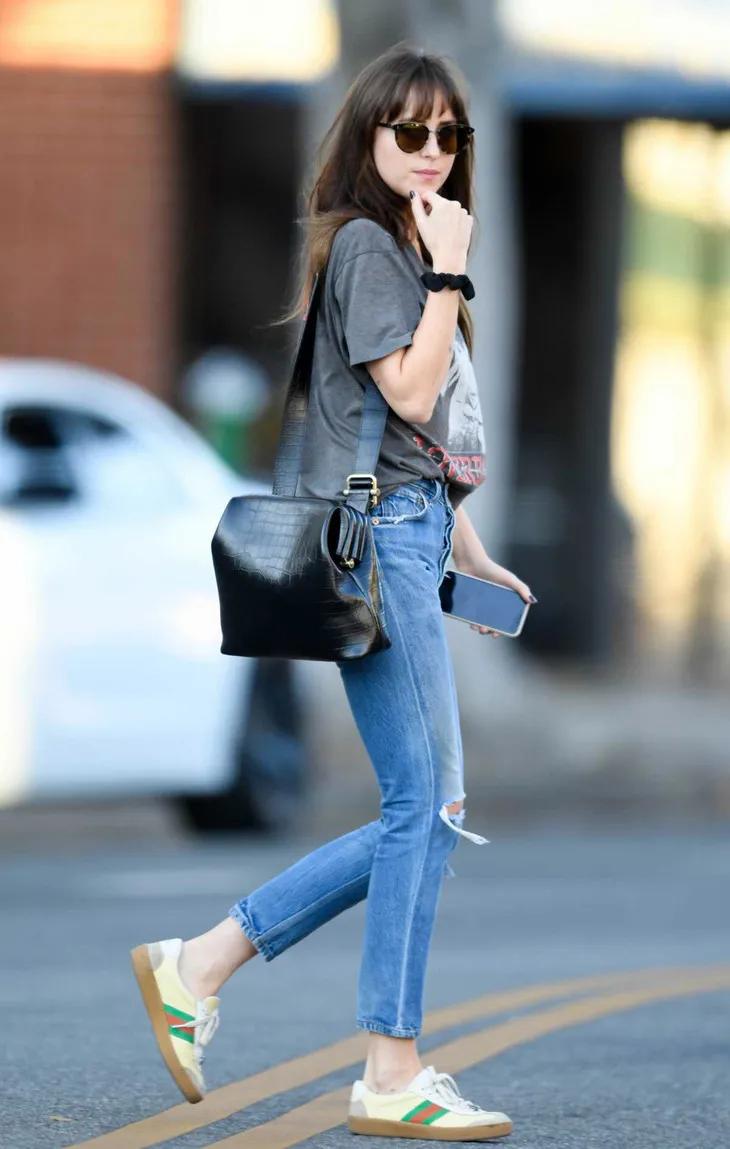 达妹的衣服,达妹节目