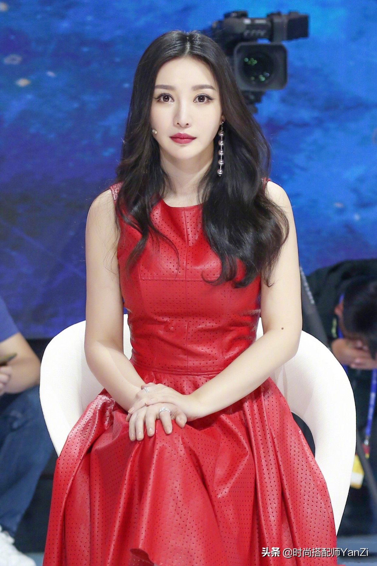 胸大的穿衣困扰,胸大穿衣有什么困扰