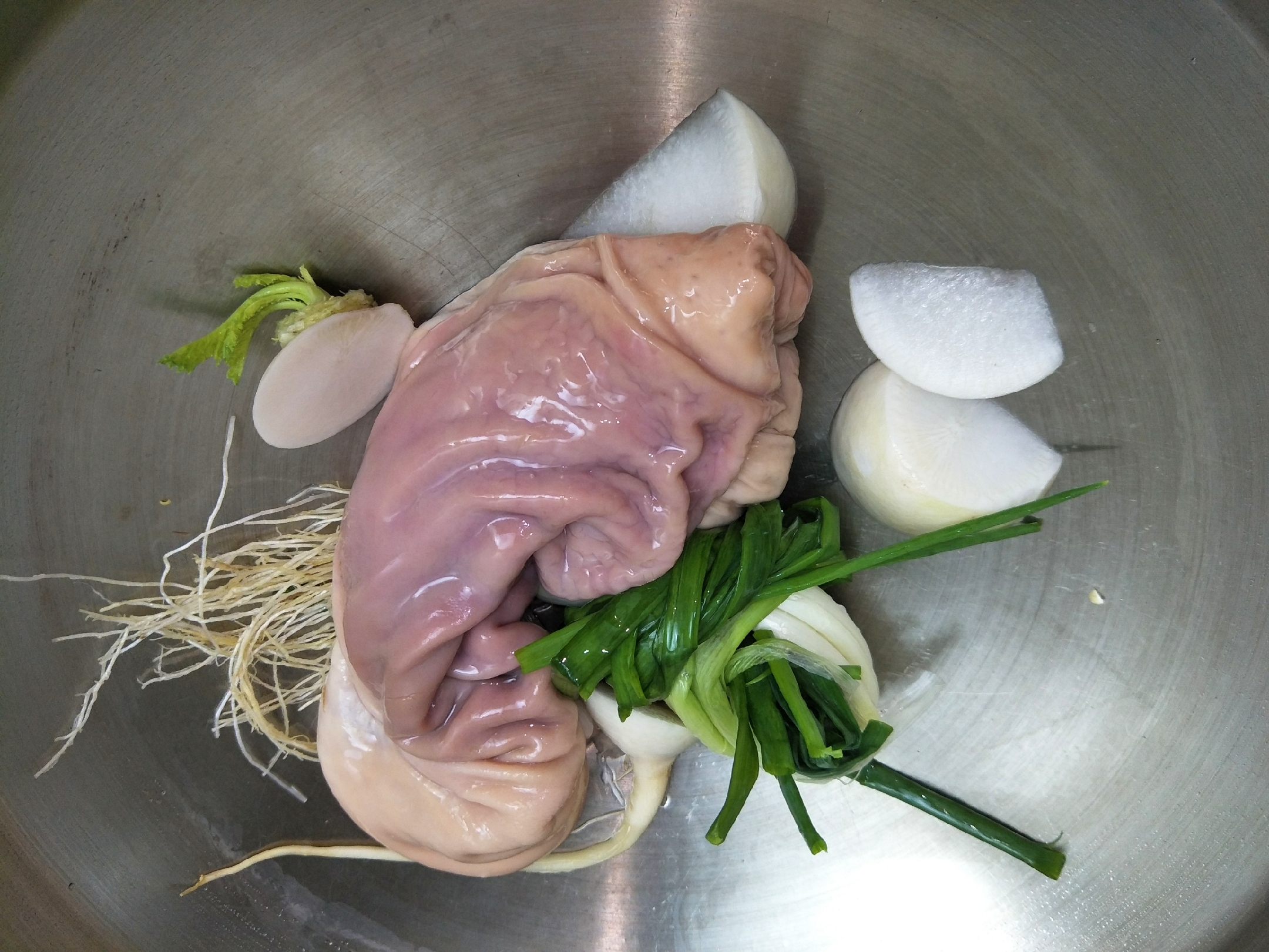 猪肚鸡汤的做法猪肚要焯水吗,猪肚包鸡猪肚要不要焯水