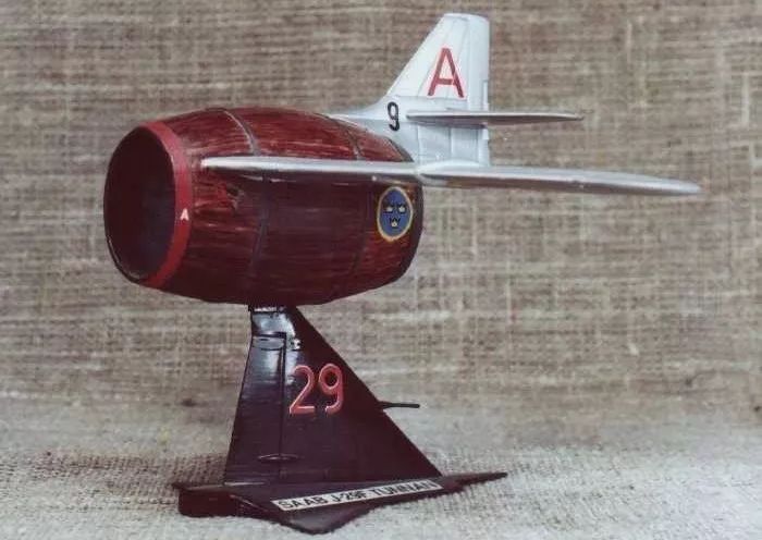 瑞典saab-37雷电式战斗机,瑞典制造新的喷气式战斗机