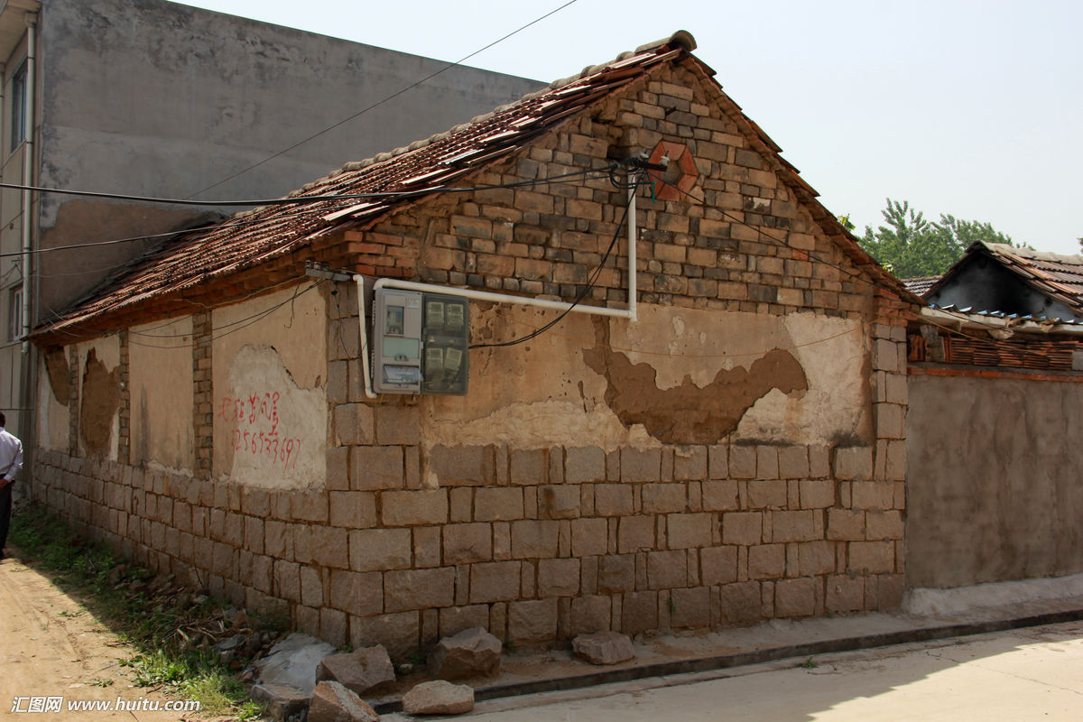 灶安西北，家父破败！农村的俗语，告诉我们什么道理！