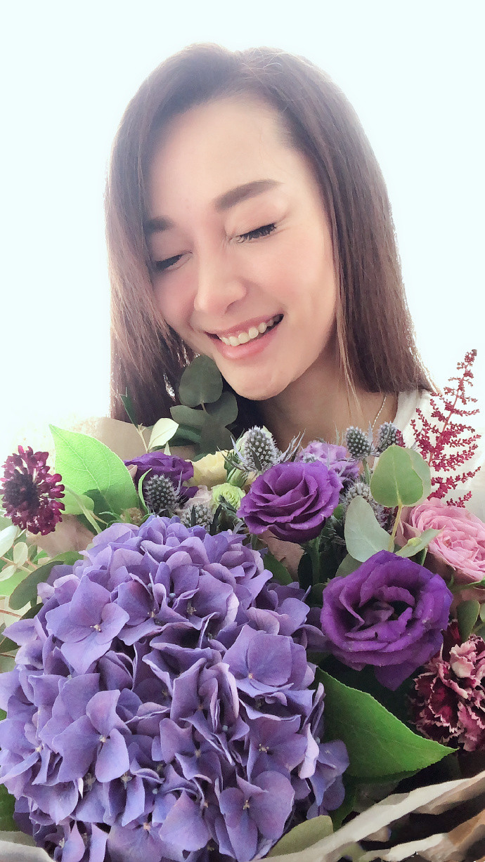 徐子珊香港小姐夺冠时刻,徐子珊华裔小姐香港小姐