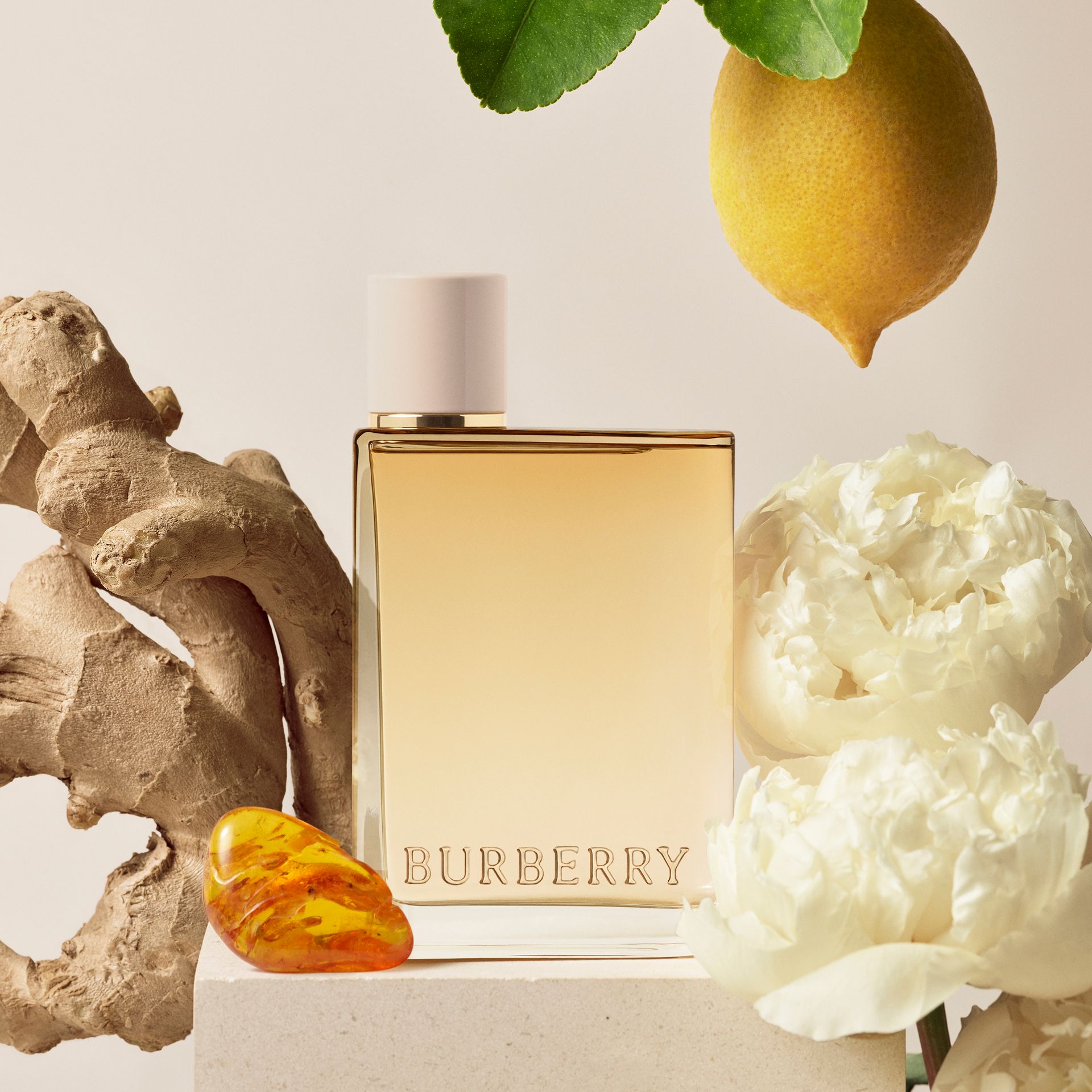 burberry香水高定英伦玫瑰,burberry自由之水香水