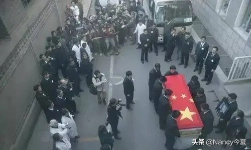 霍英东身高多少 (霍英东爵士)